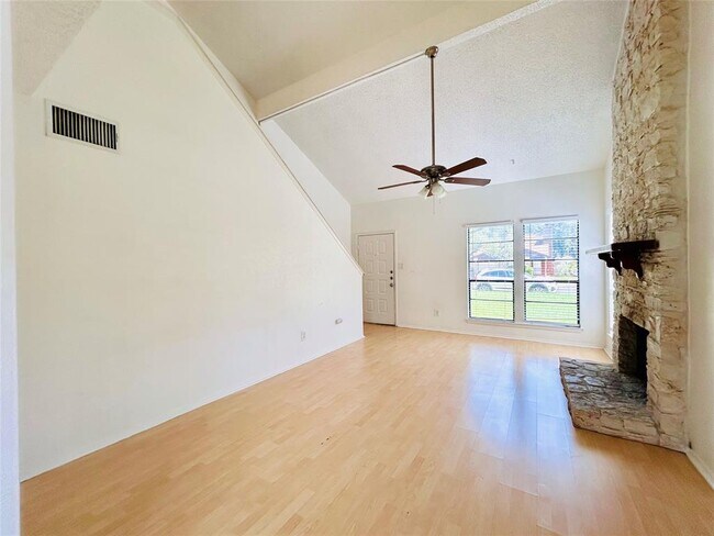 Building Photo - 8800 Clearbrook Trail