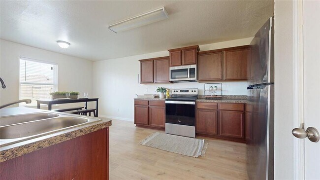Building Photo - 2429 Regatta Ln