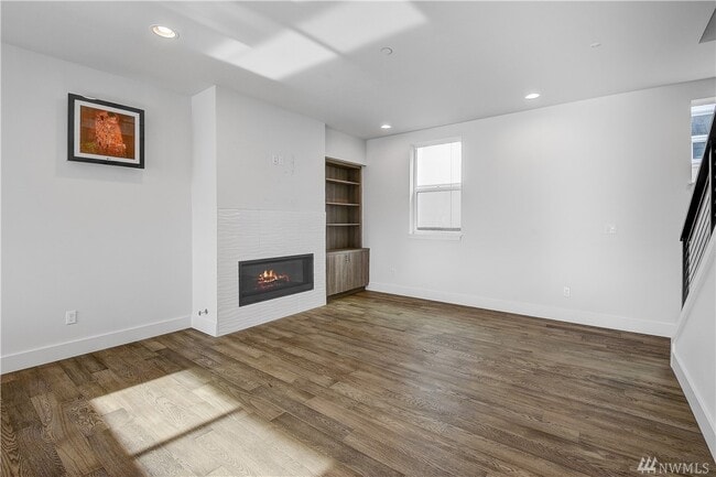 Building Photo - 7741 15th Ave NW