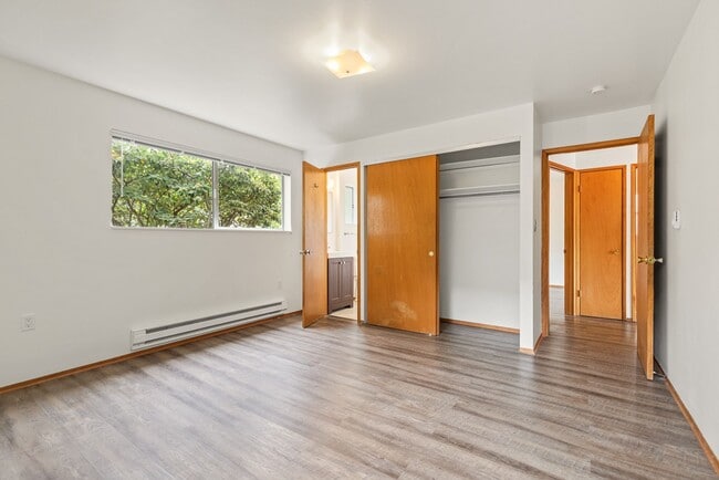 Building Photo - 5152