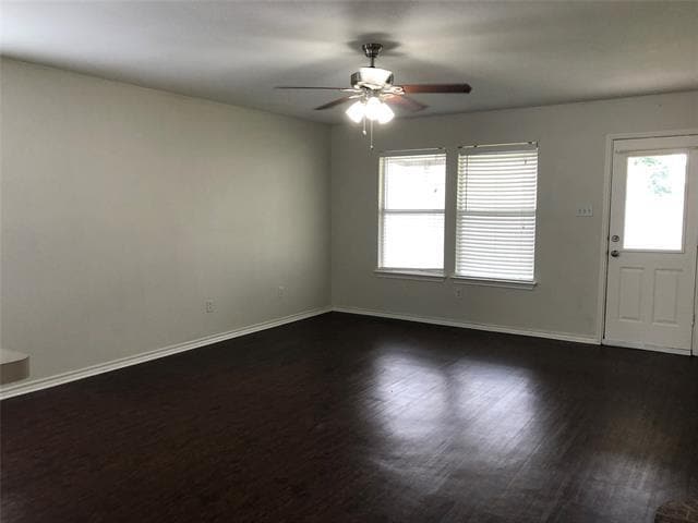 Building Photo - 2627 Mountain View Dr