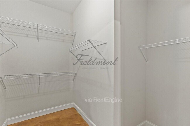 Building Photo - 110 Raeburn Way