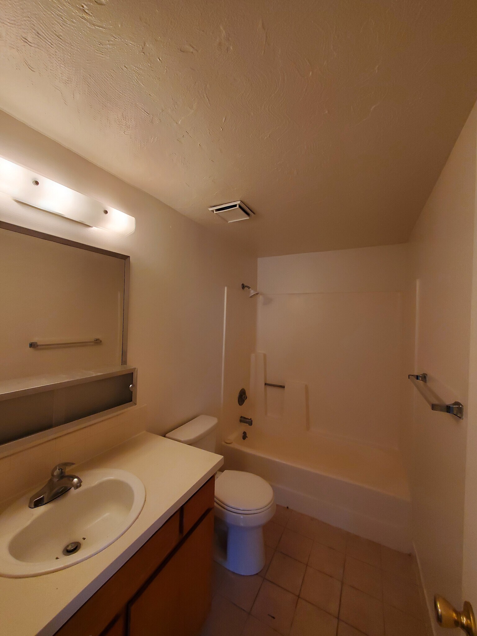 Building Photo - 1430 Jefferson Ave