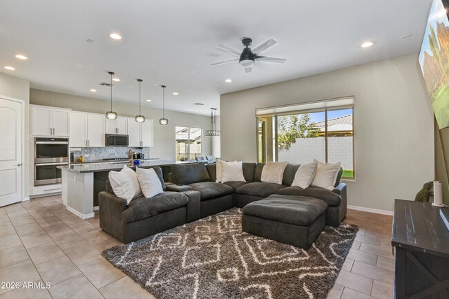 Building Photo - 23018 E Orchard Ln