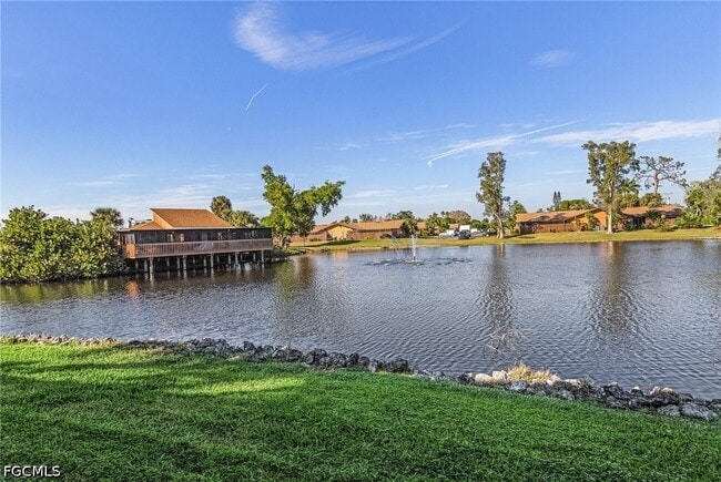 Building Photo - 17425 Birchwood Ln