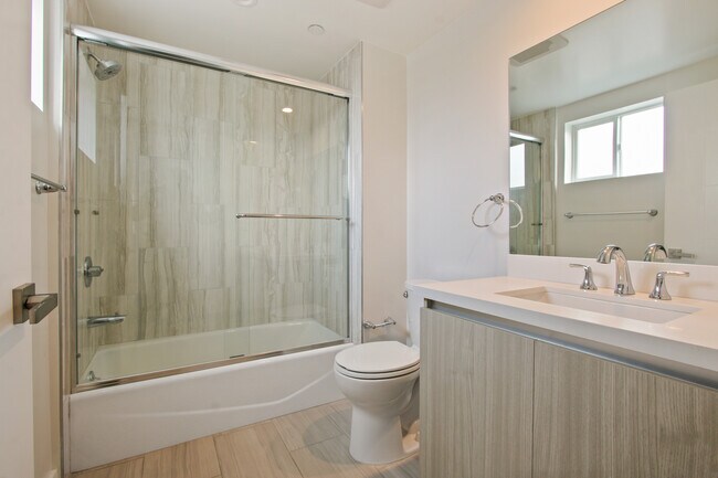 Building Photo - 8532 Cashio St