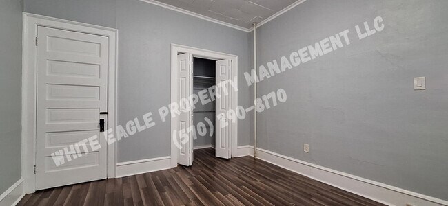 Building Photo - 836 N Main Ave