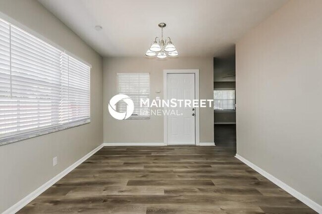 Building Photo - 3 Bedroom Pet-Friendly Home in TAMPA, FL with Main Street Renewal