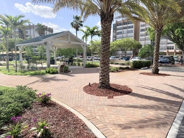 Building Photo - 1400 St Charles Pl