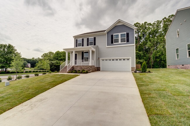 Building Photo - 301 Northfield Hts Ln