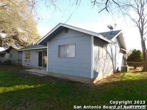 Building Photo - 923 Spring Park St