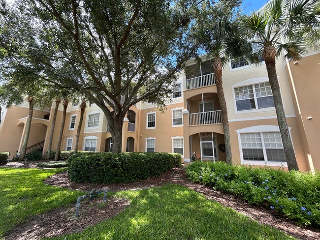 Primary Photo - Spacious 2/2 Condo in Gated Orlando Commun...