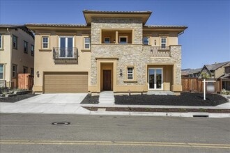 Building Photo - 4489 Snowberry Ct