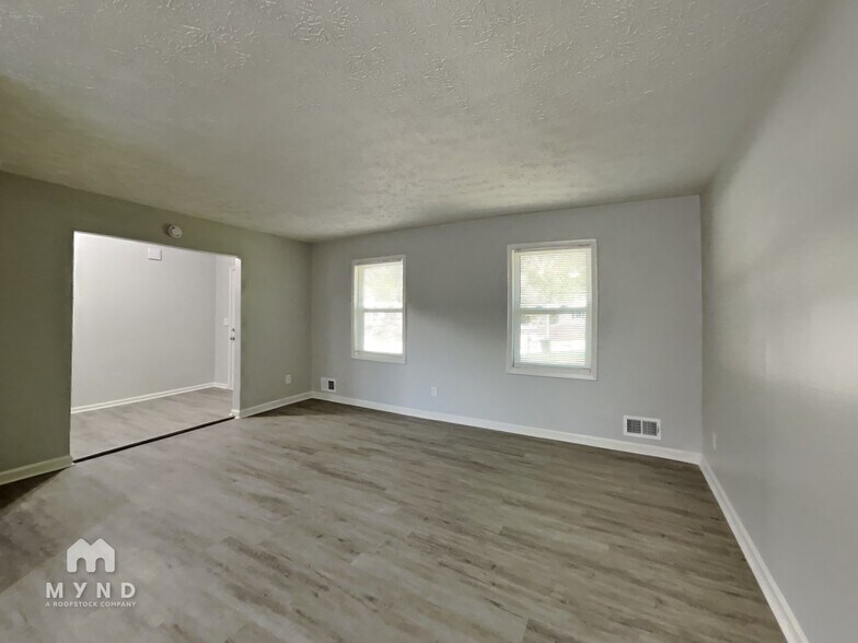 Building Photo - 7313 Penland Dr