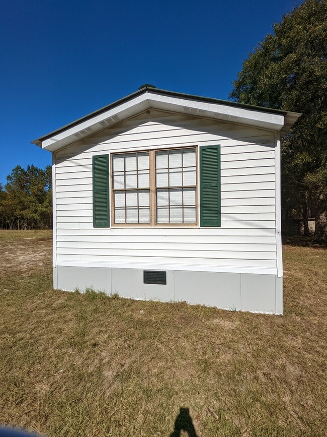Building Photo - 415 Green Oak Rd