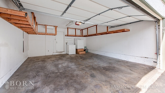 Building Photo - 5249 Colodny Dr