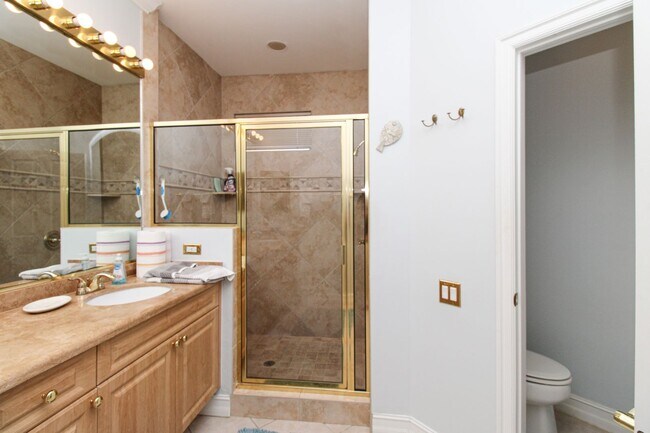 Building Photo - ** 2 PLUS DEN\2 BATH CONDO IN BARBADOS AT ...