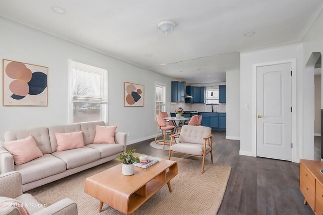 Building Photo - 12026 Wayburn St