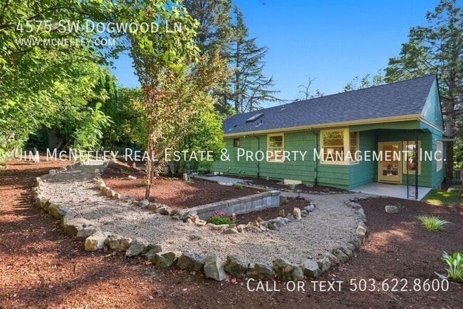 Building Photo - 4575 SW Dogwood Ln