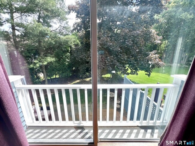 Building Photo - 32 Regents Pk