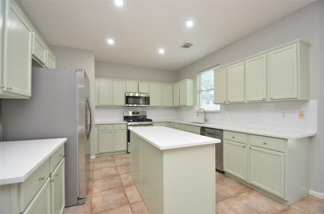 Building Photo - 19419 Yuma Crest Ln