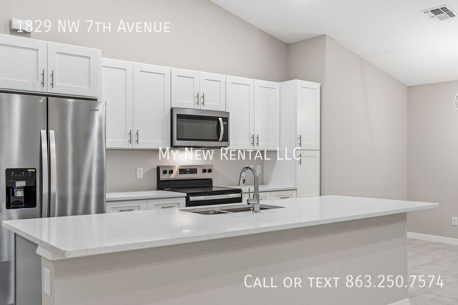 Building Photo - 1829 NW 7th Ave