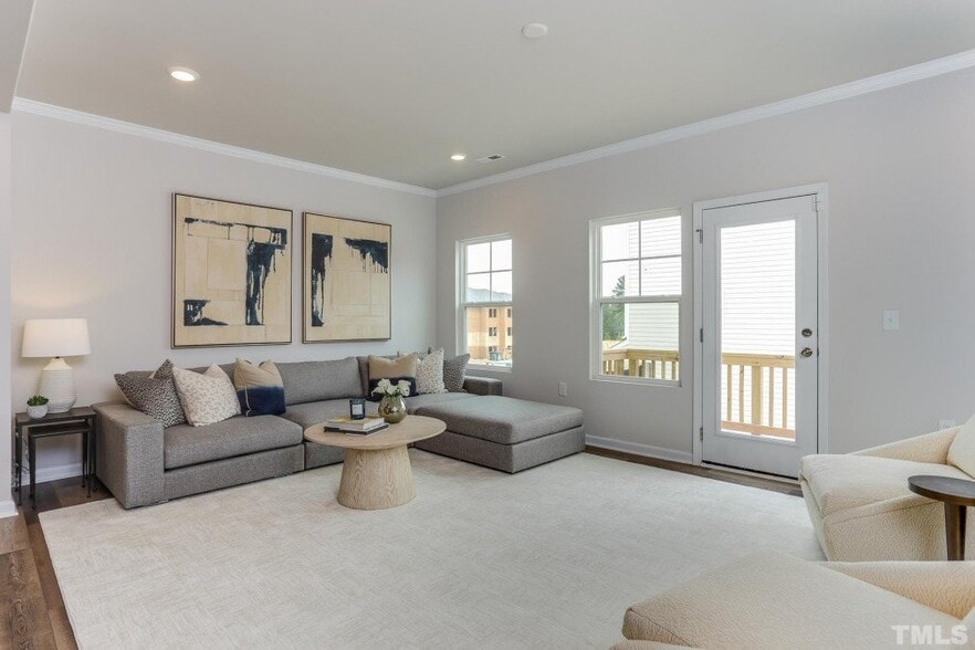 Building Photo - 1102 Talis Crk Dr