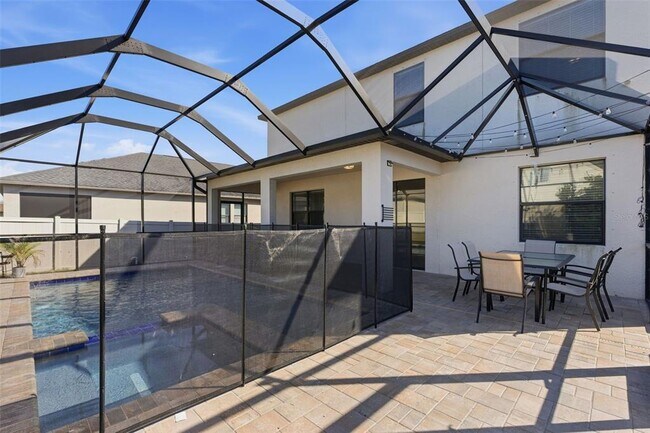 Building Photo - 11014 Little Blue Heron Dr