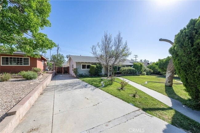 Building Photo - 3202 Belvedere Dr