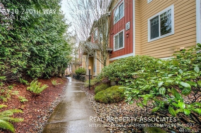 Building Photo - 710 240th Way SE