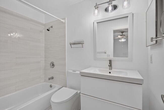 Building Photo - 7087 NW 78th Pl