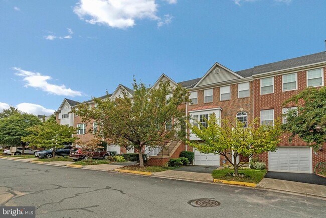 Primary Photo - 2504 Woodrow Wilson Dr