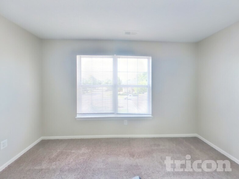 Building Photo - 11936 Locus Ln