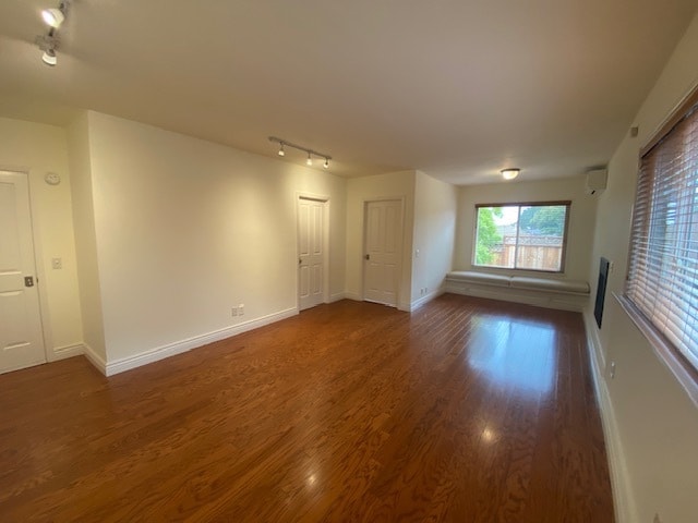 Building Photo - 340 Bishop Ave