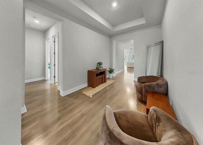 Building Photo - 5407 Del Coronado Dr