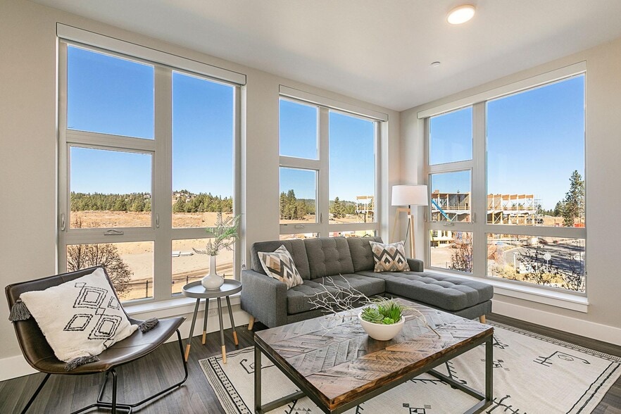 Building Photo - The Nest