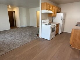 Building Photo - 3943 S 700 W