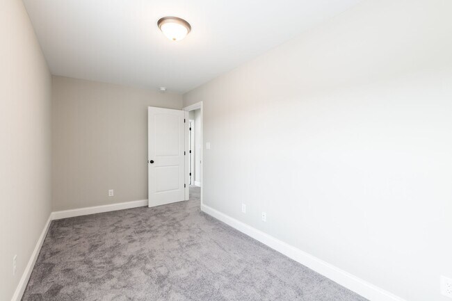 Building Photo - Maryville 37804 - Beautiful Maryville City home for rent! 4 bedroom, 2 bath home - Call Jeremy Lo...