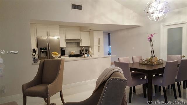 Building Photo - 1069 NW 13th St