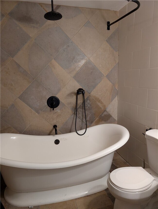 Building Photo - 13271 Norton Ave