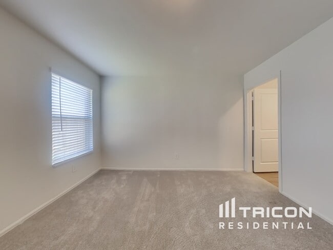 Building Photo - 17159 Quaking Aspen Ln