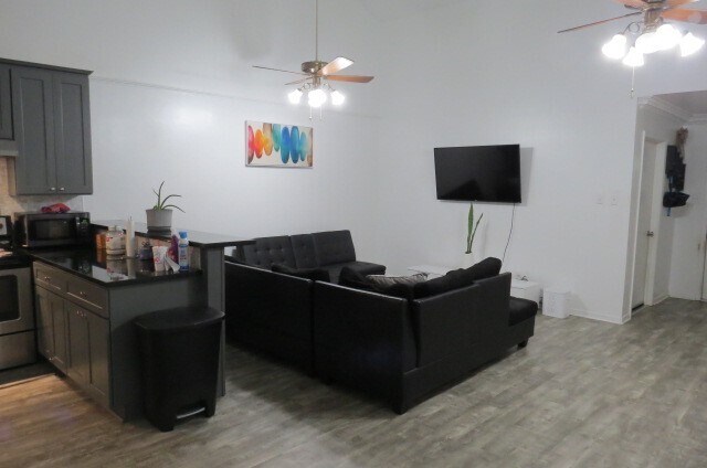 Building Photo - 2904 Old Houston Rd