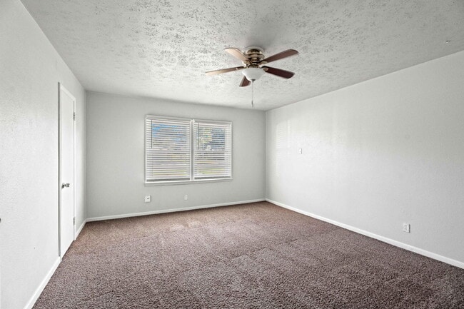 Building Photo - 3520 42nd St