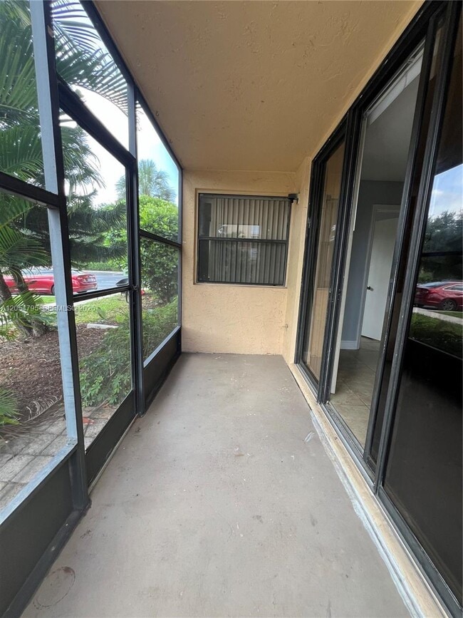 Building Photo - 5801 Riverside Dr
