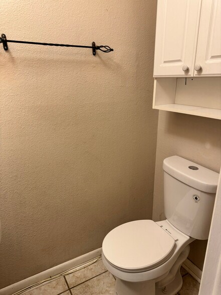 Building Photo - 13917 Fletchers Mill Dr