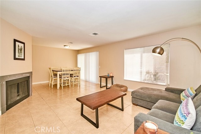 Building Photo - 1100 Cleghorn Dr