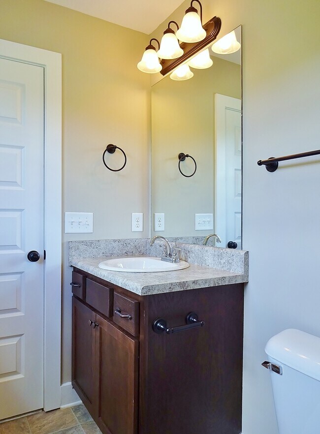 Building Photo - Home for Rent in Vance, AL... Available to...