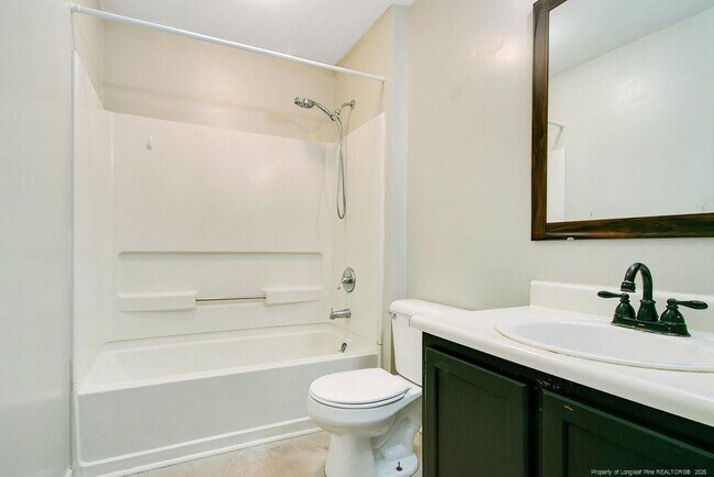 Building Photo - 5319 Thackeray Dr