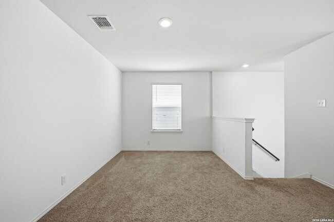 Building Photo - 6418 Dynamic Sound