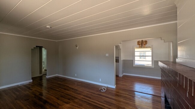 Building Photo - Pacific Grove Cottage with Classic Character